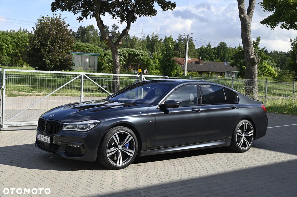 BMW Seria 7 ver-750i-xdrive - 3