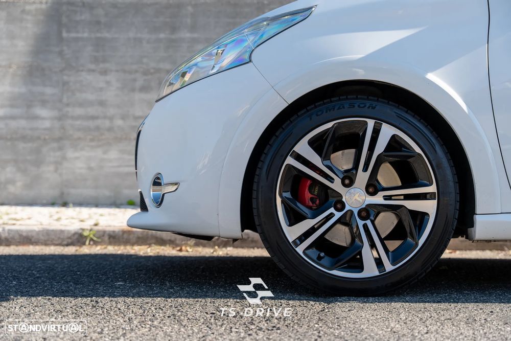 Peugeot 208 1.6 THP GTi - 7