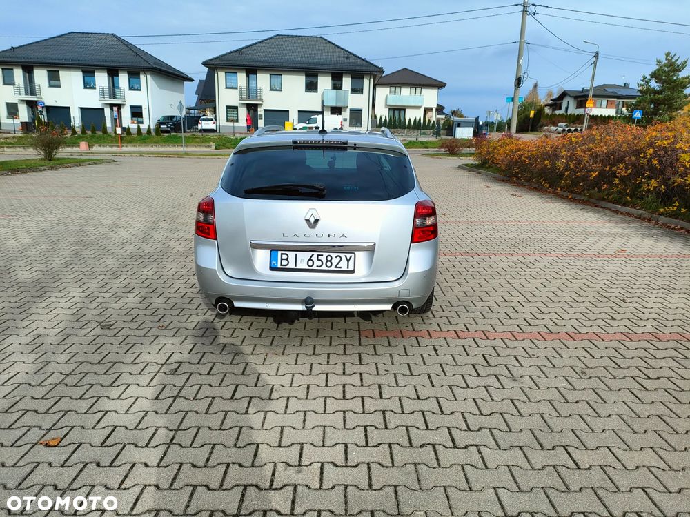 Renault Laguna Grandtour dCi 150 FAP GT - 12