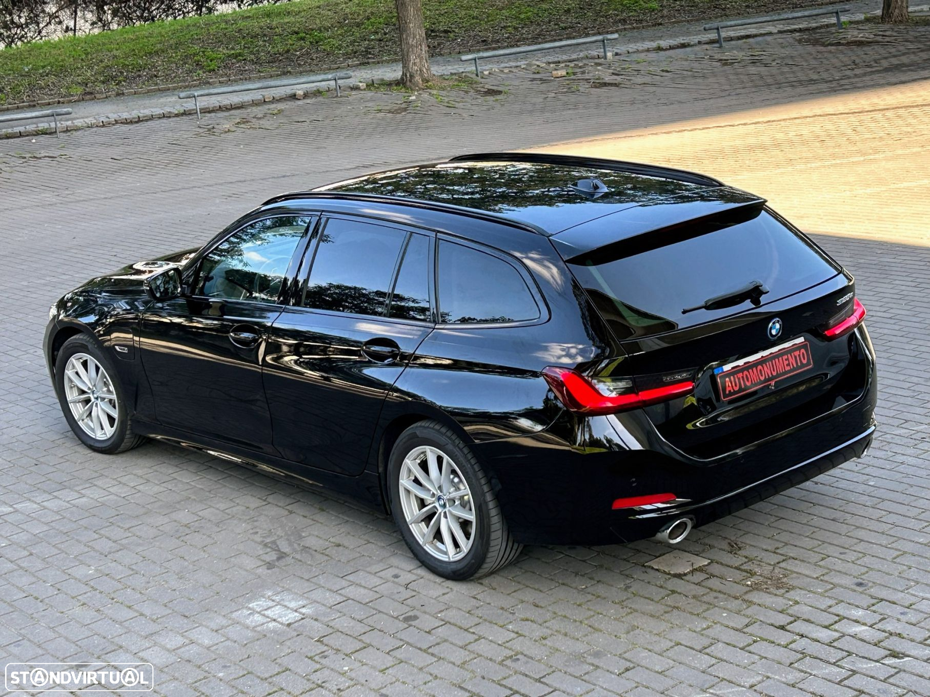 BMW 320 e Touring Corporate Edition Auto - 14
