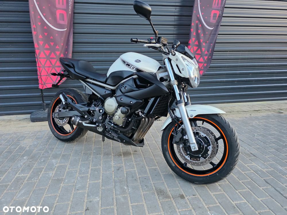 Yamaha XJ - 32