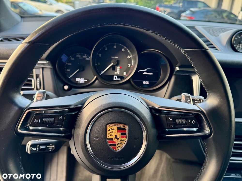 Porsche Macan Standard - 14