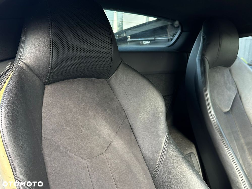 Audi R8 Coupé V10 RWD - 31