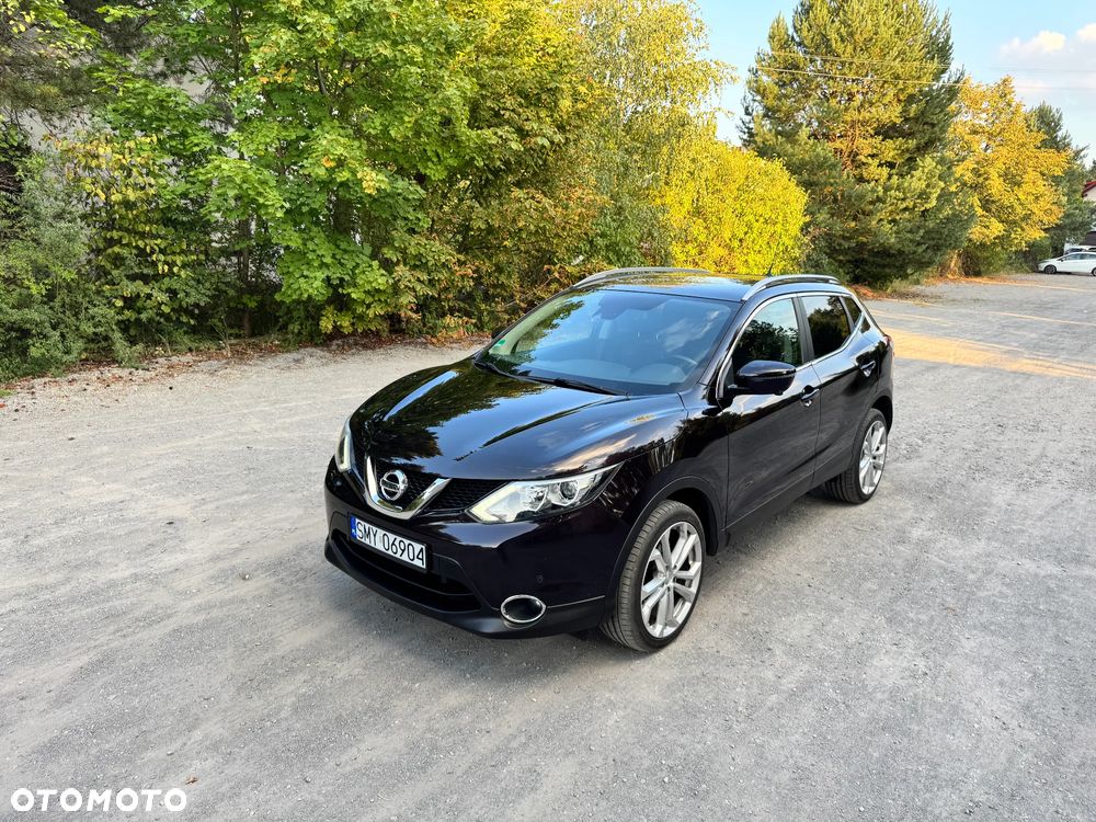 Nissan Qashqai 1.6 DIG-T N-Connecta - 1