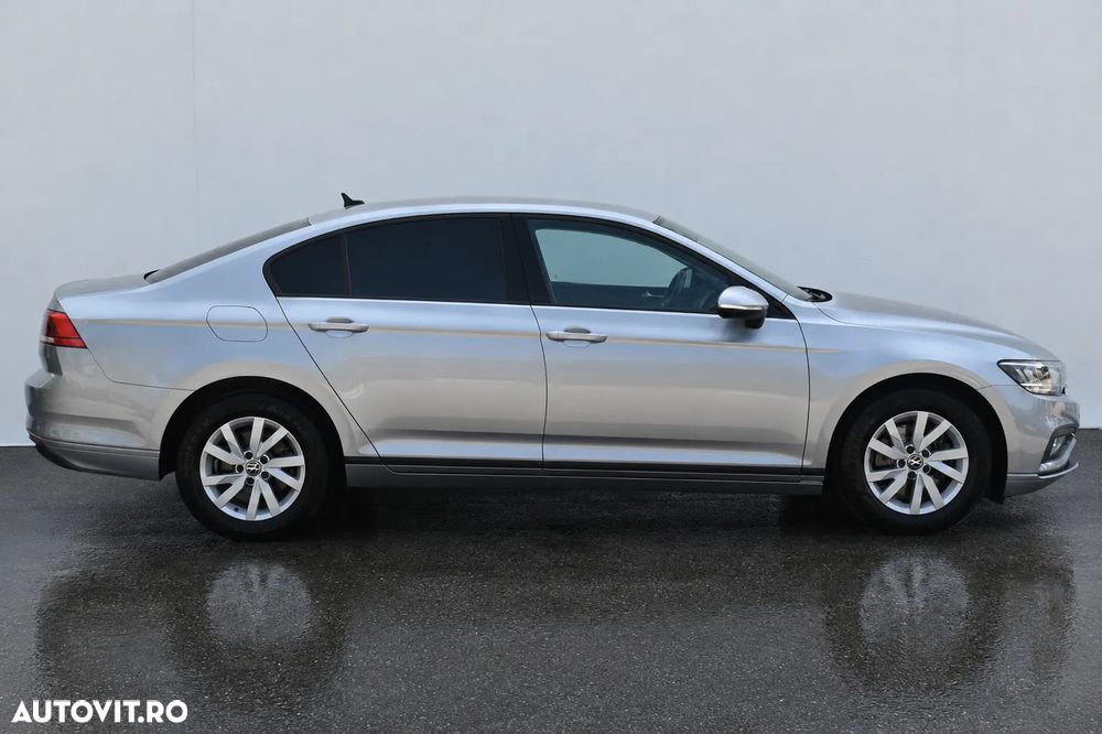 Volkswagen Passat 1.5 TSI ACT DSG Advance - 9