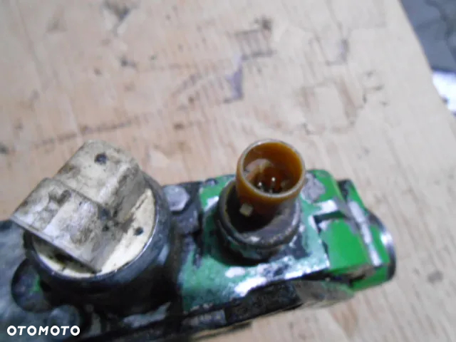Parking Lock John Deere 6920 - 5