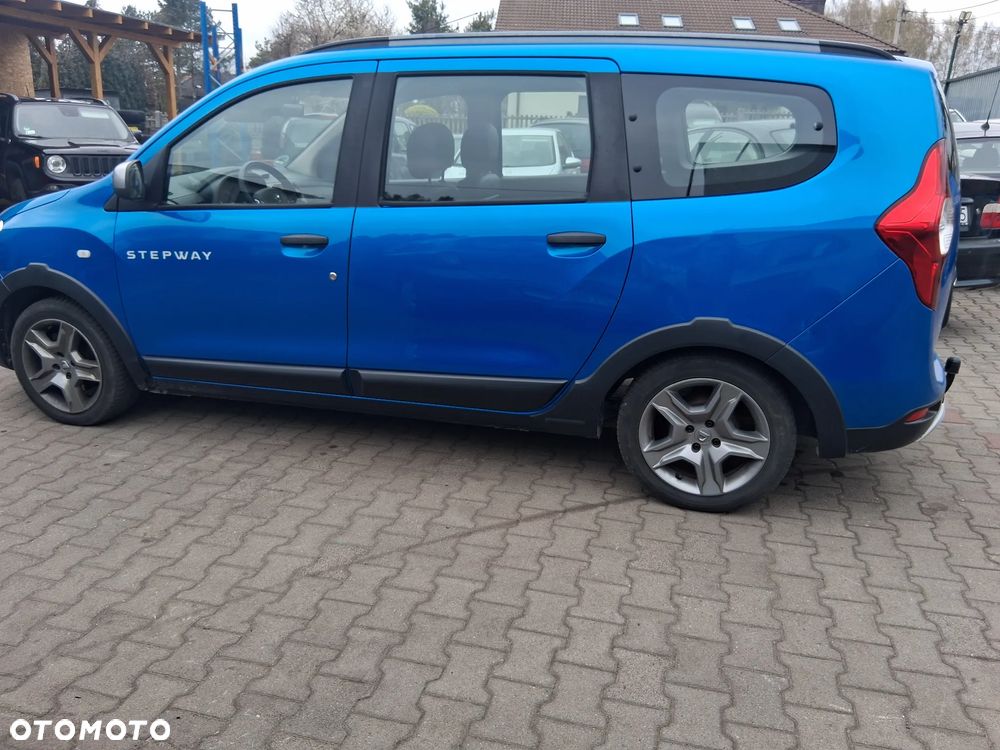 Dacia Lodgy TCe 115 Stepway - 10