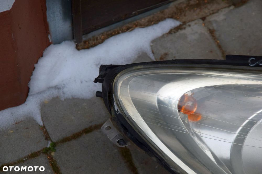 Opel Corsa D Lampa przednia prawa prawy przód UK ładna 13186384 - 3