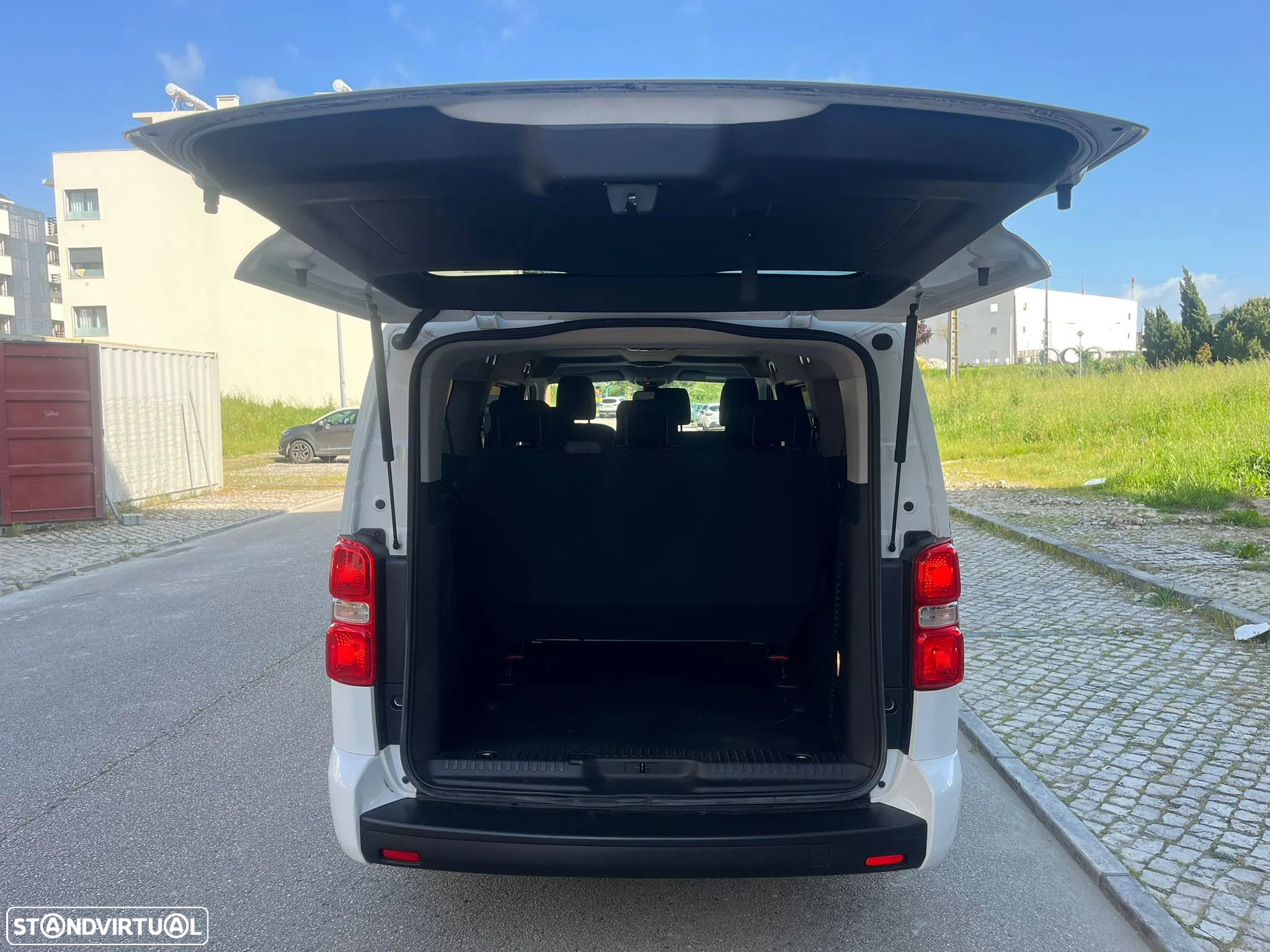Toyota Proace Verso 1.5 D-4D L3 (LONGA) - AC - 9 LUGARES - 14