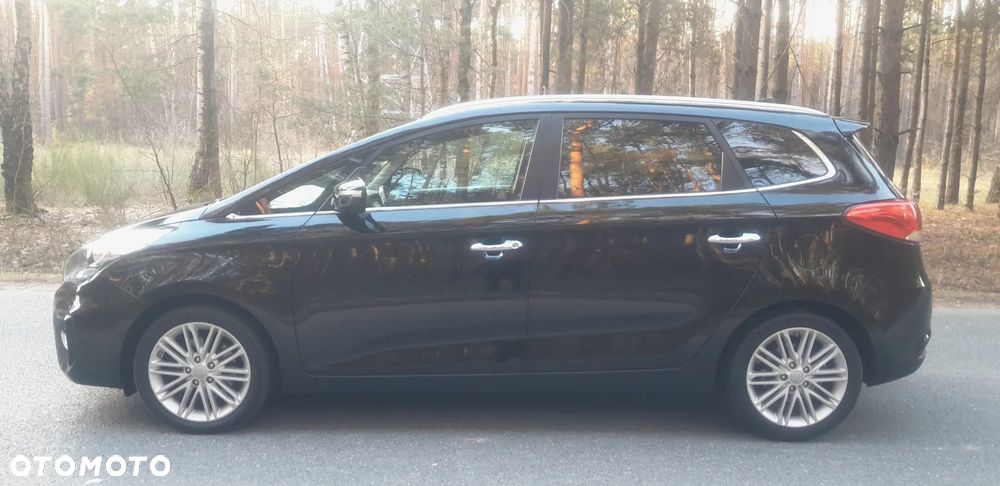 Kia Carens 1.7 CRDi 115 Fifa World Cup Edition - 11