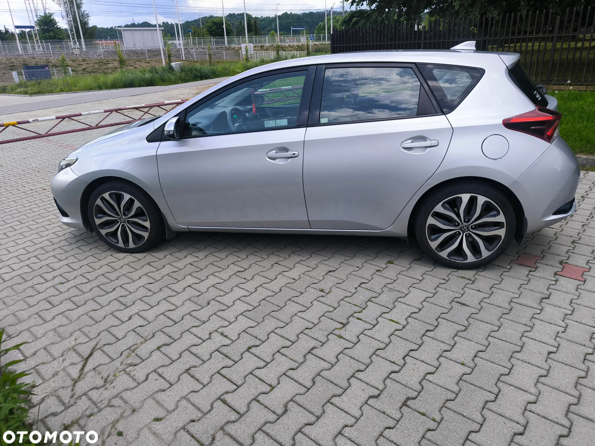 Toyota Auris - 3