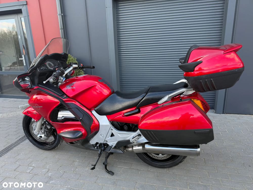Honda ST - 7