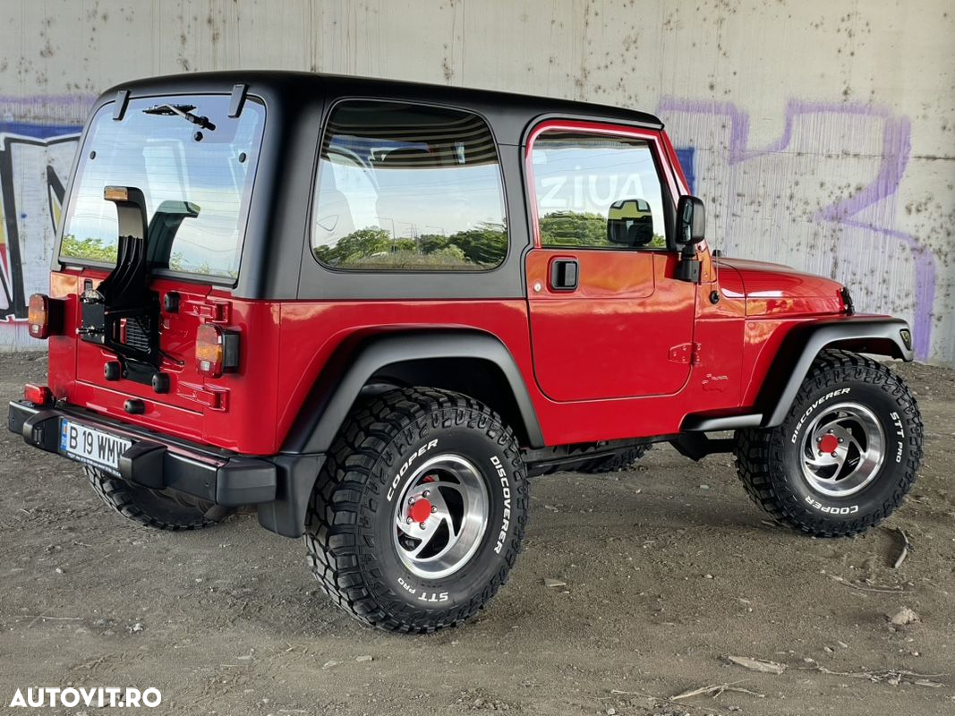 Jeep Wrangler - 7