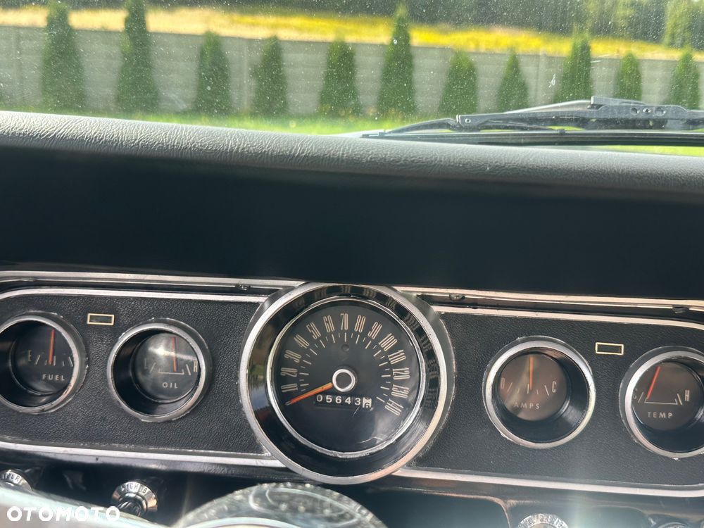 Ford Mustang - 27
