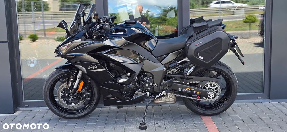 Kawasaki Ninja 1000 SX - 23