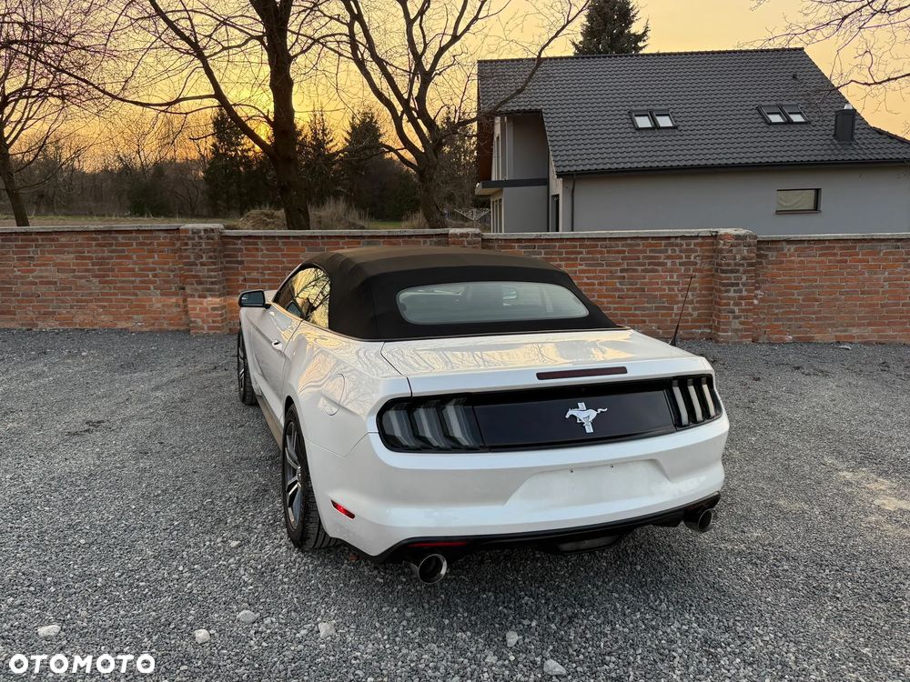 Ford Mustang 3.7 V6 - 17