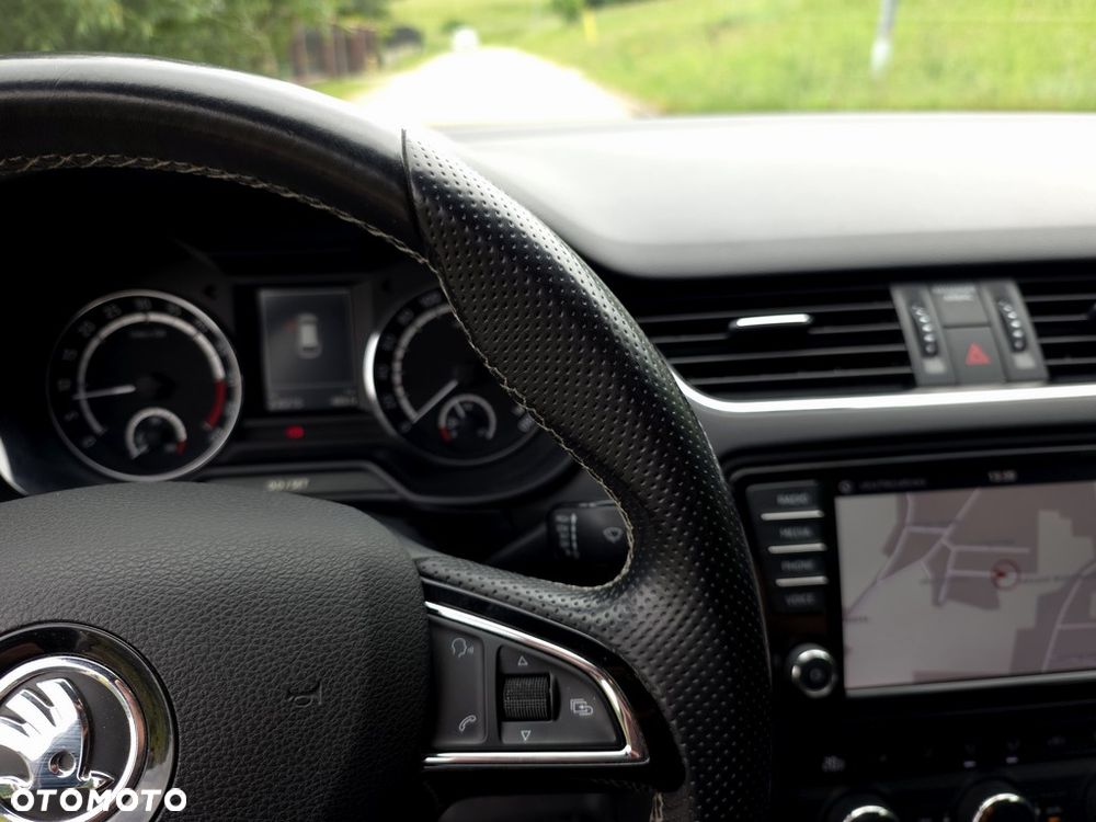 Skoda Octavia 2.0 TDI RS - 24