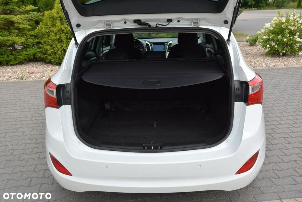 Hyundai i30 1.4 Comfort - 31