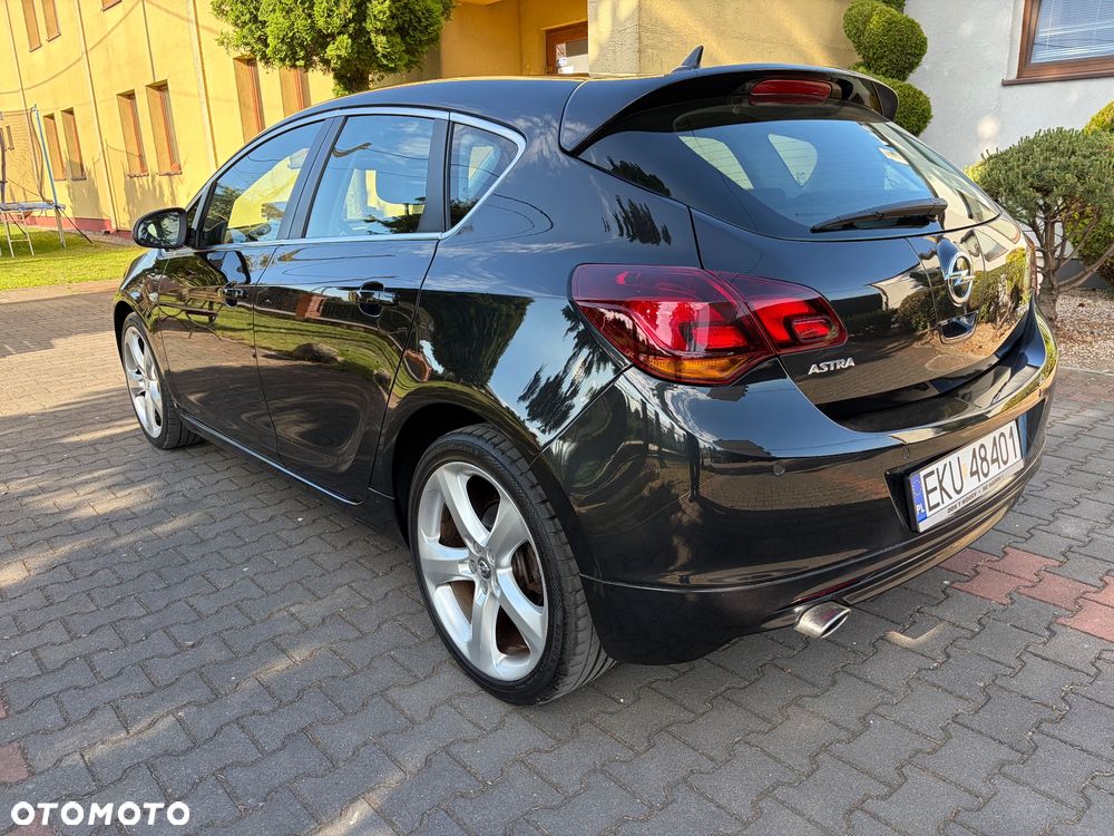 Opel Astra 1.4 Turbo - 12