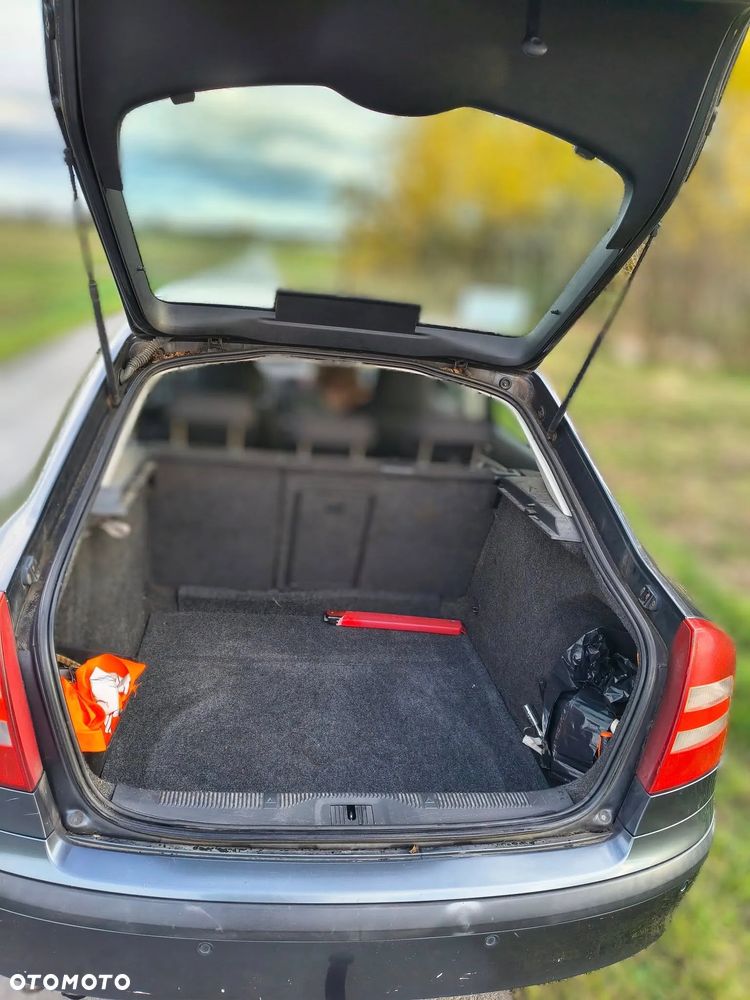 Skoda Octavia 1.9 TDI Ambiente - 9