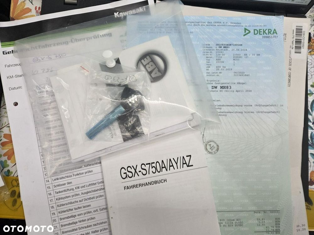 Suzuki GSX - 2