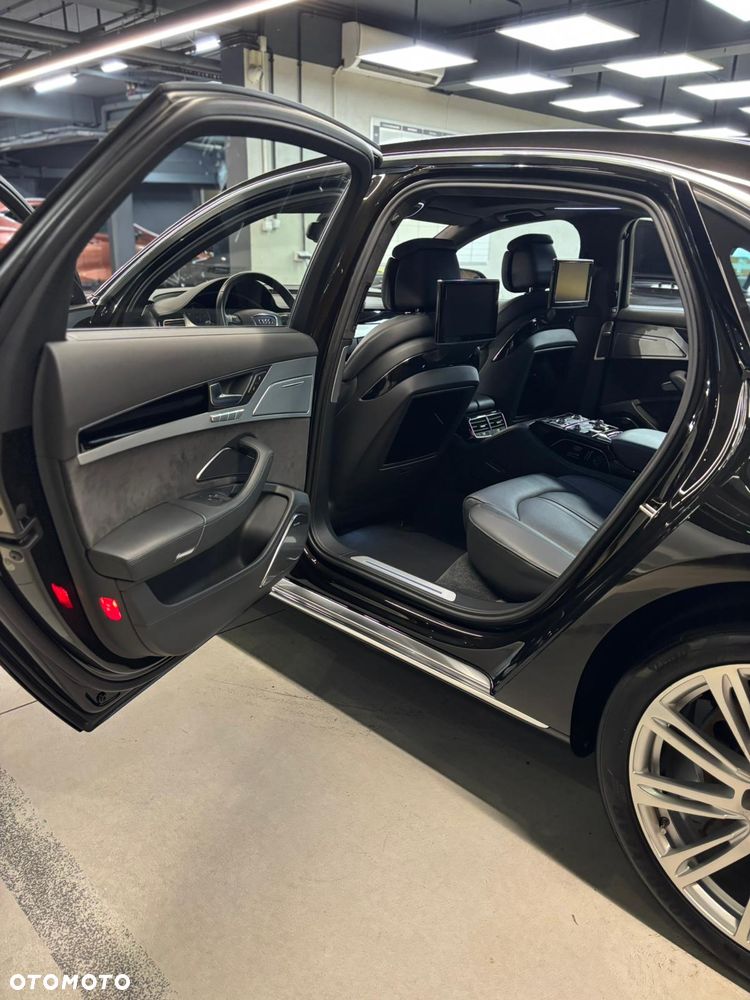 Audi A8 4.2 TDI L Quattro - 4