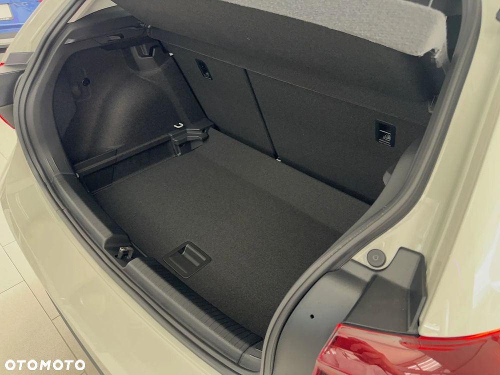 Volkswagen Polo 1.0 MPI Life Plus - 22