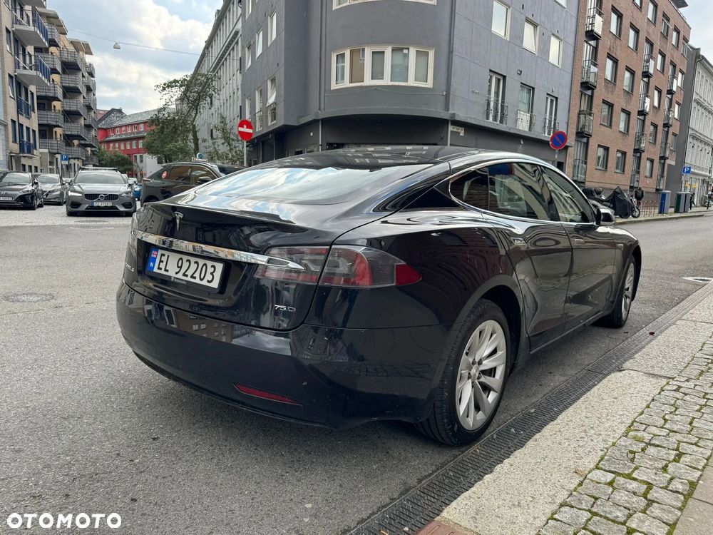 Tesla Model S Long Range Plus - 8