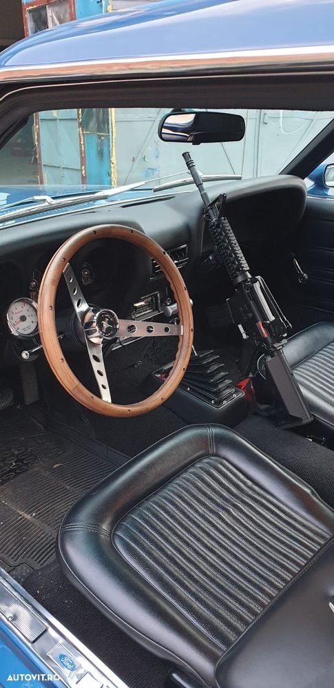Ford Mustang - 2