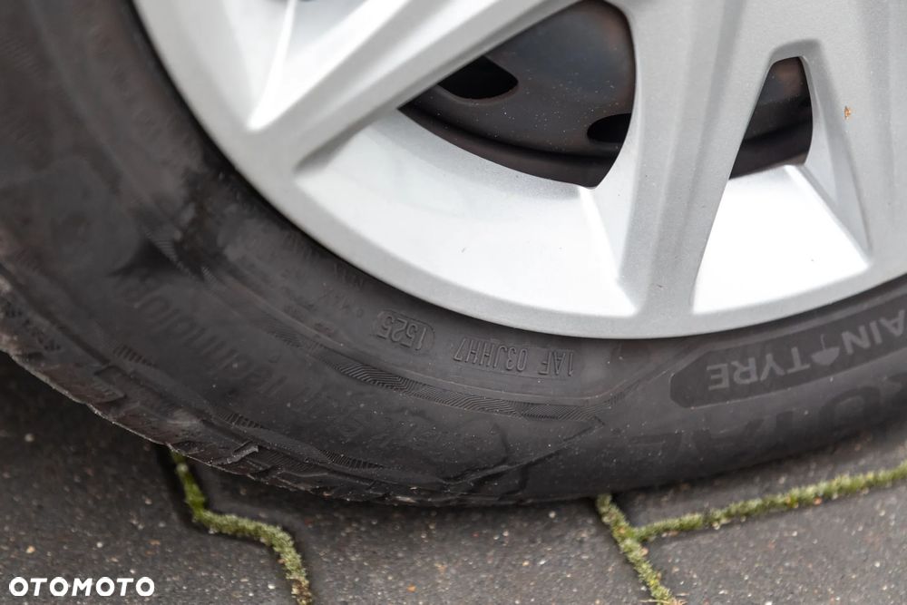 Ford Fiesta 1.0 EcoBoost S&S COOL&CONNECT - 18