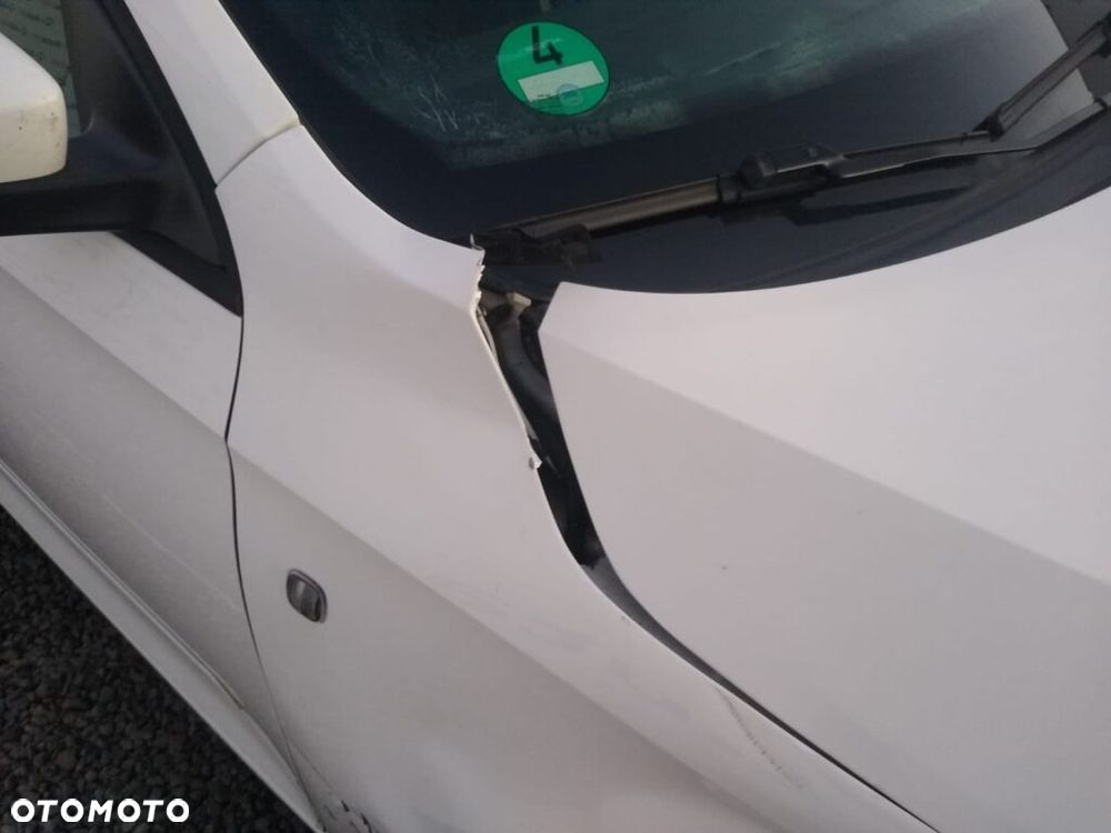 Skoda RAPID 1.6 TDI Drive - 13