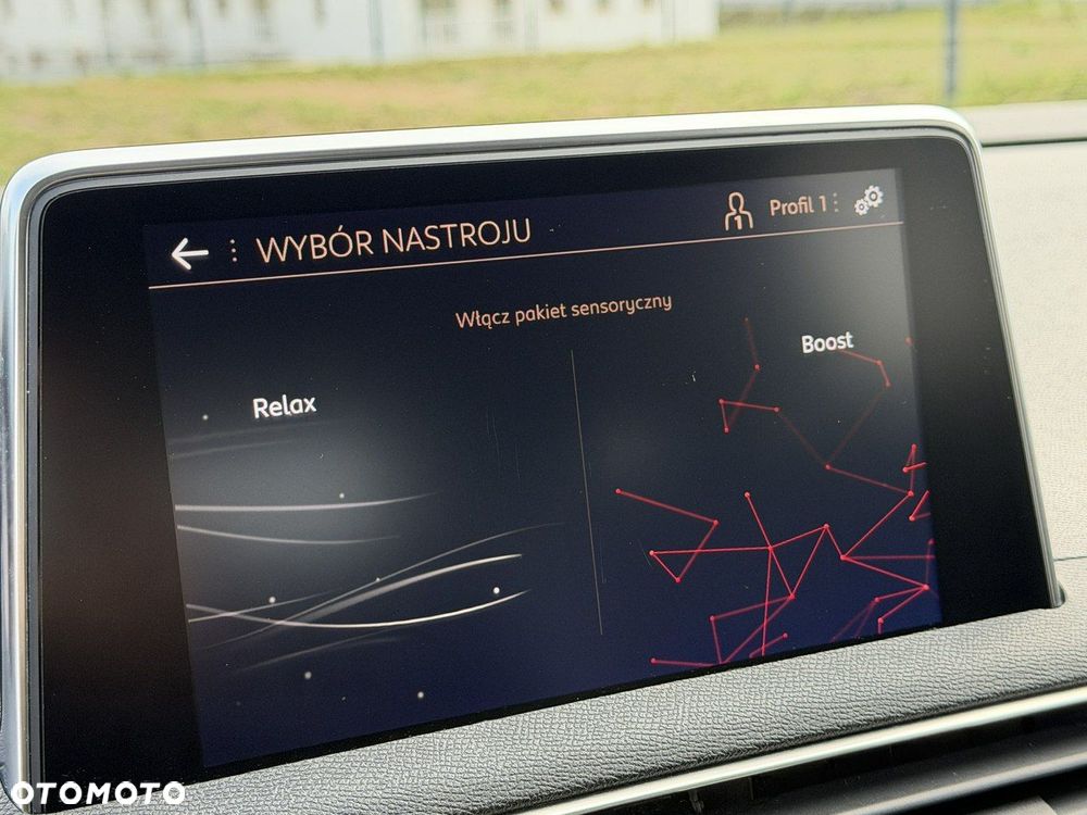 Peugeot 3008 PureTech 130 Stop & Start GPF Allure Pack - 29