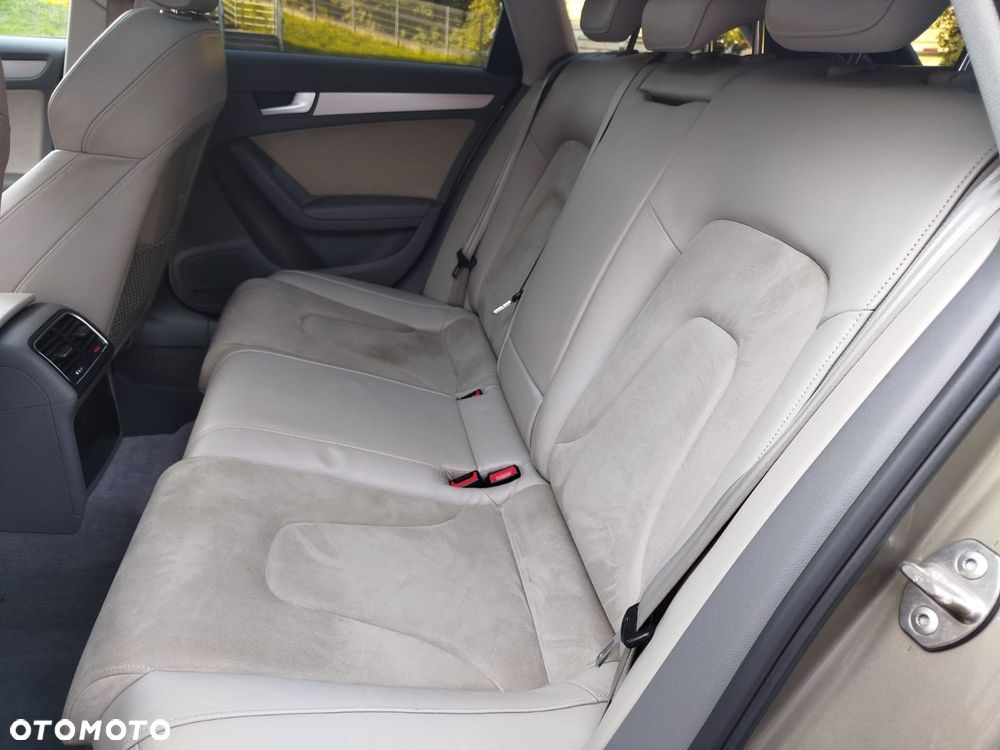 Audi A4 Avant 2.0 TDI DPF multitronic S line Sportpaket - 6
