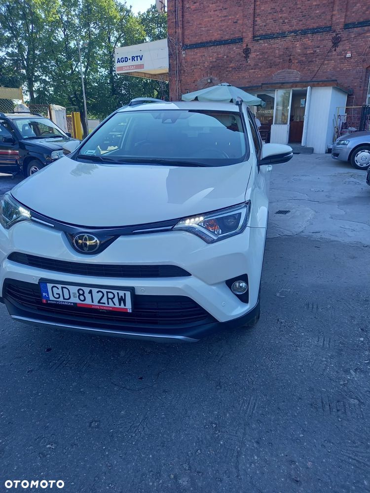 Toyota RAV4 2.0 D-4D Premium 4x2 - 2