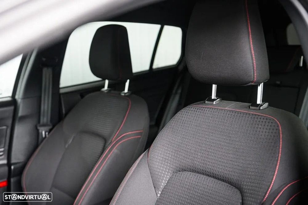 Ford Focus SW 1.0 EcoBoost ST-Line - 24