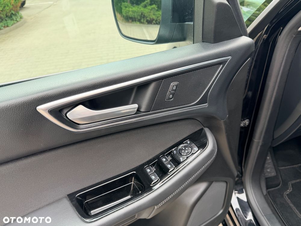 Ford S-Max - 19