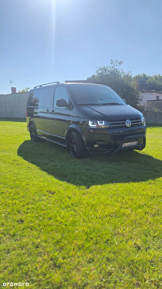Volkswagen Multivan - 5