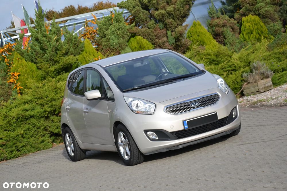 Kia Venga - 17