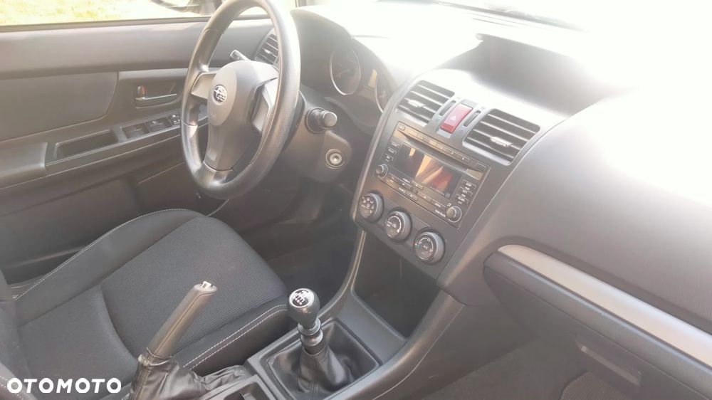 Subaru XV 2.0D Active - 10