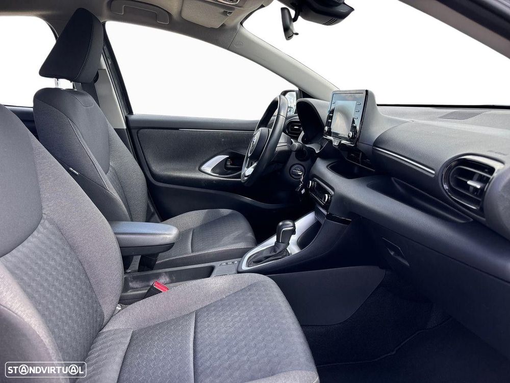 Toyota Yaris 1.5 HDF Comfort Plus - 13