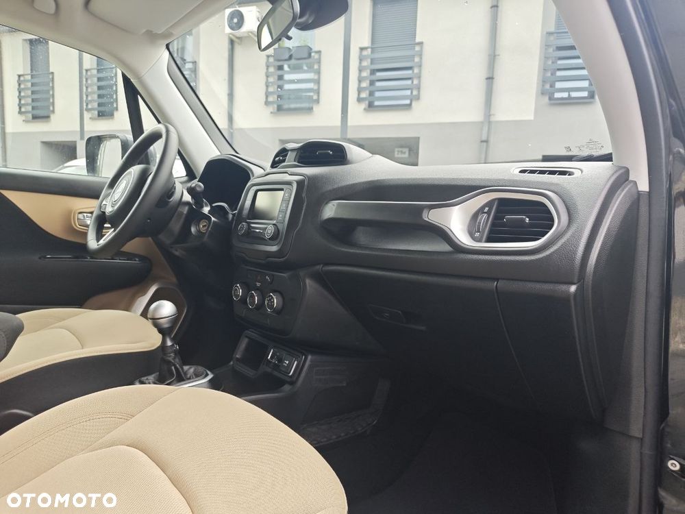 Jeep Renegade 1.6 E-TorQ Longitude - 29