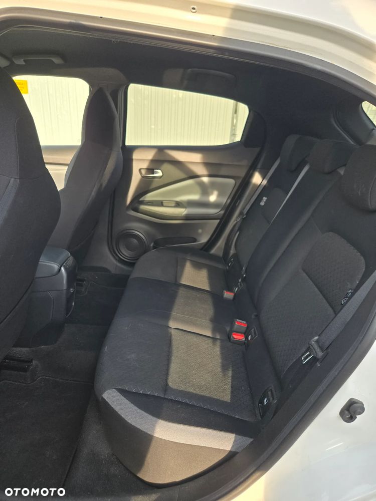 Nissan Juke 1.0 DIG-T N-Connecta DCT - 8