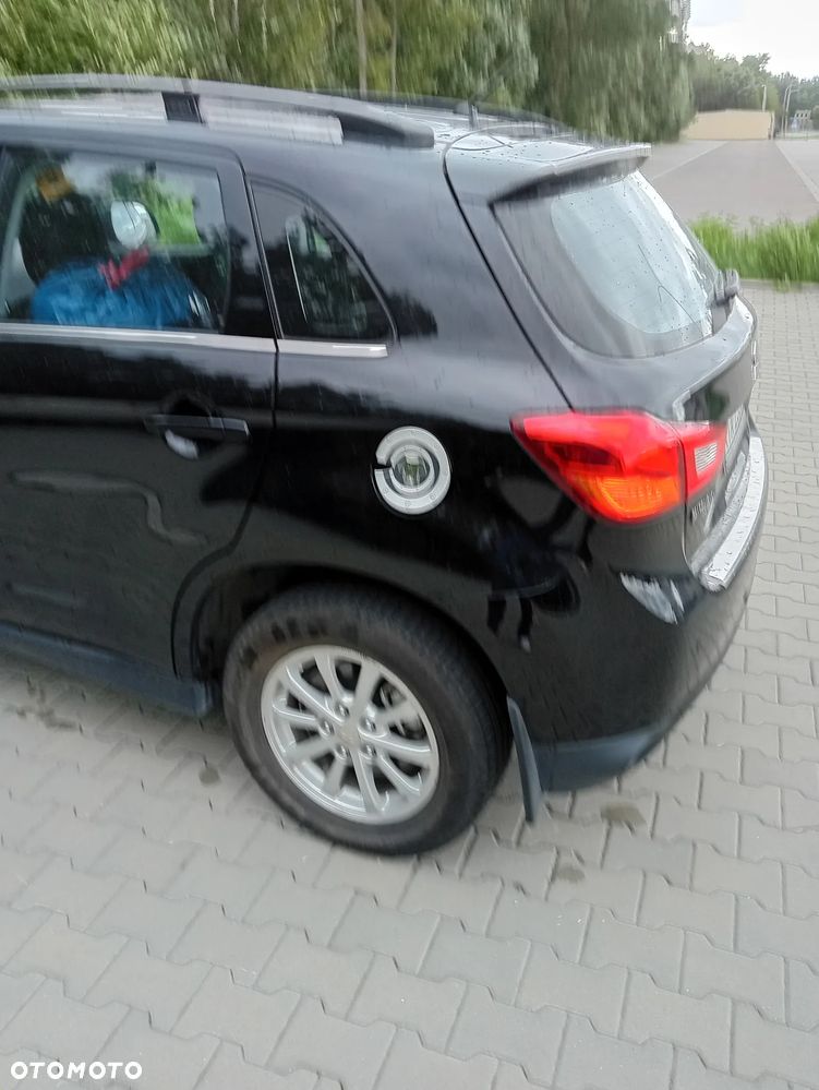 Mitsubishi ASX 1.6 Blue Sky Edition - 11