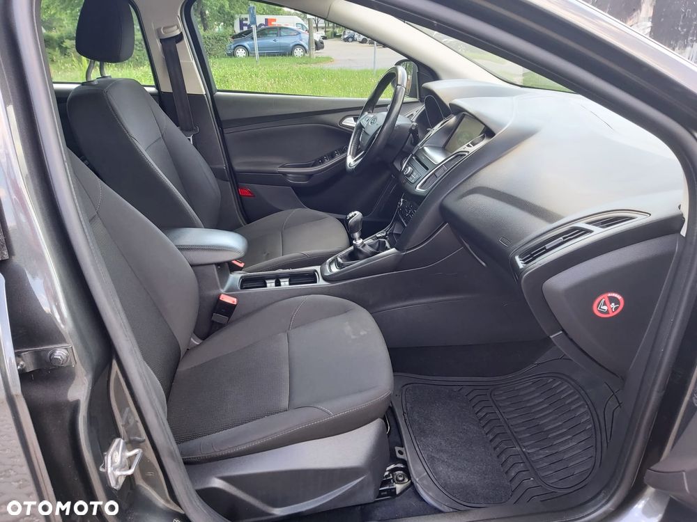 Ford Focus 1.5 TDCi DPF Start-Stopp-System Trend - 14