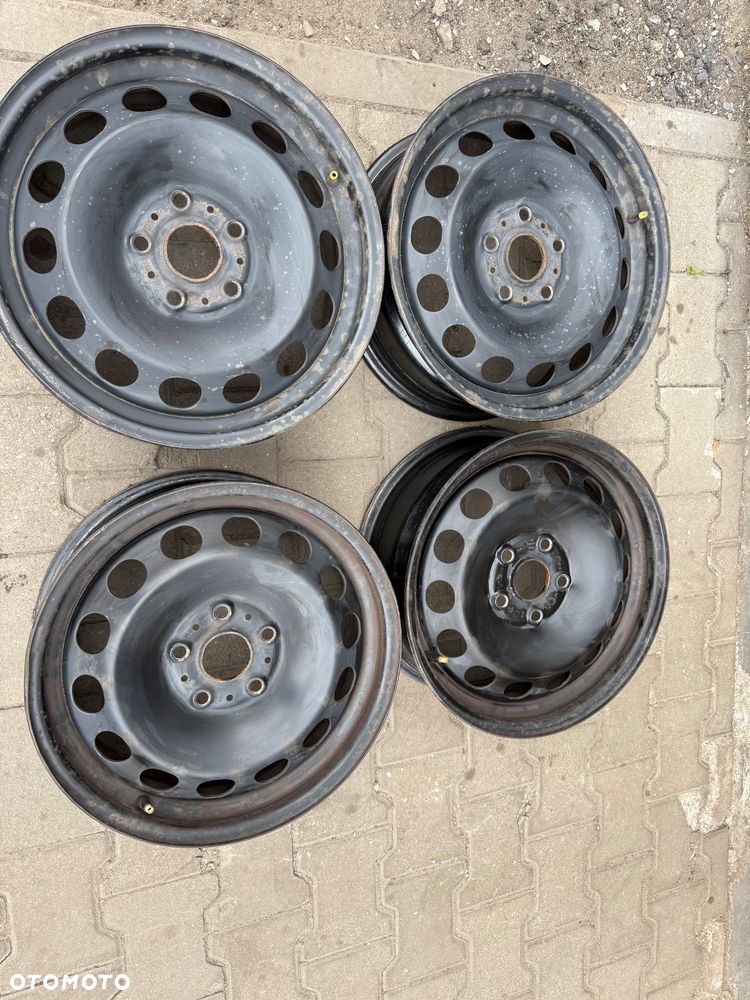 Skoda Octavia 1.6 TDI DSG Ambition - 36