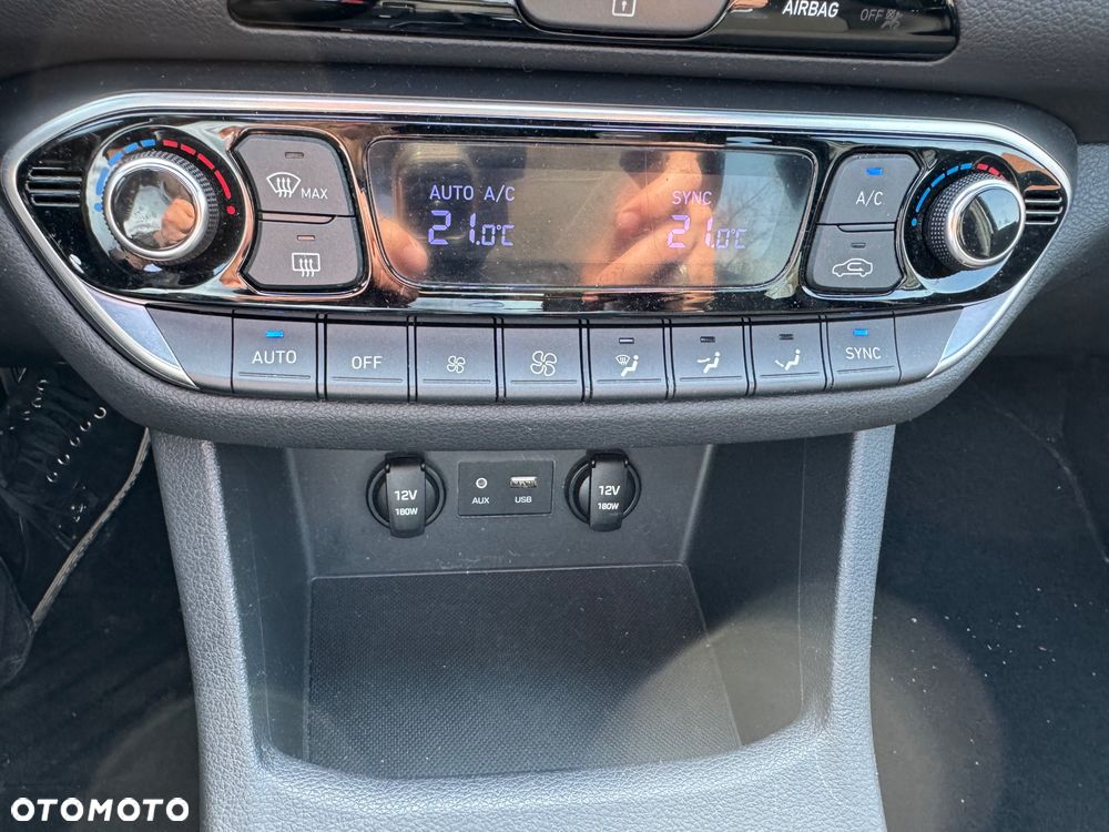 Hyundai i30 1.6 CRDI DCT EDITION 30+ - 23