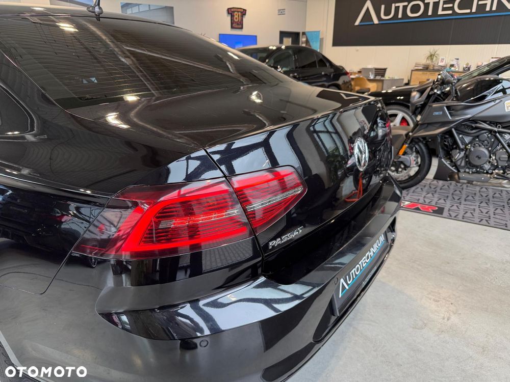 Volkswagen Passat 1.8 TSI BMT Comfortline DSG - 24