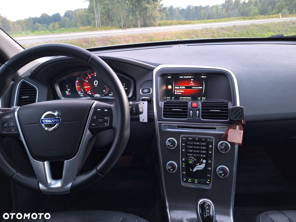 Volvo XC 60 T5 Drive-E Base - 16