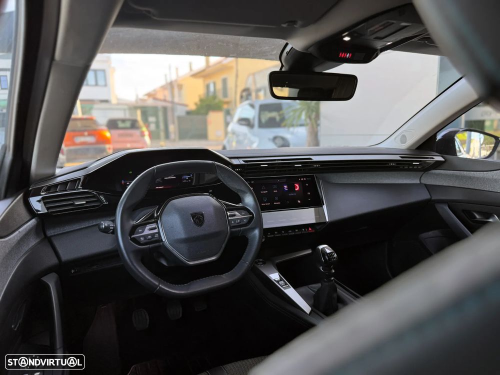 Peugeot 308 SW 1.2 PureTech Allure Pack - 21