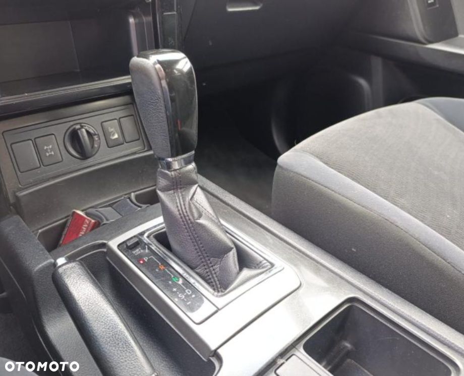 Toyota Land Cruiser LC 2.8 D-4D Prado - 8